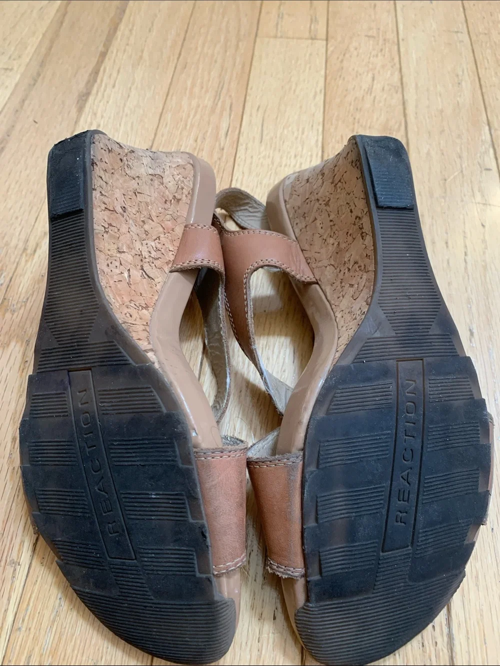 Kenneth Cole Reaction comfortable leather